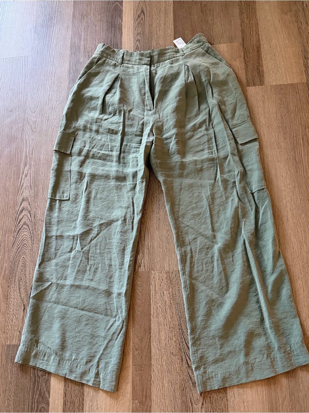 Abercrombie & Fitch Olive Green Wide-Leg Cargo Pants